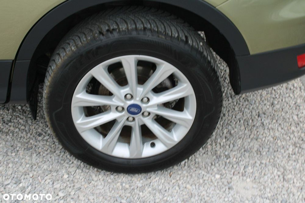 Ford Kuga - 10