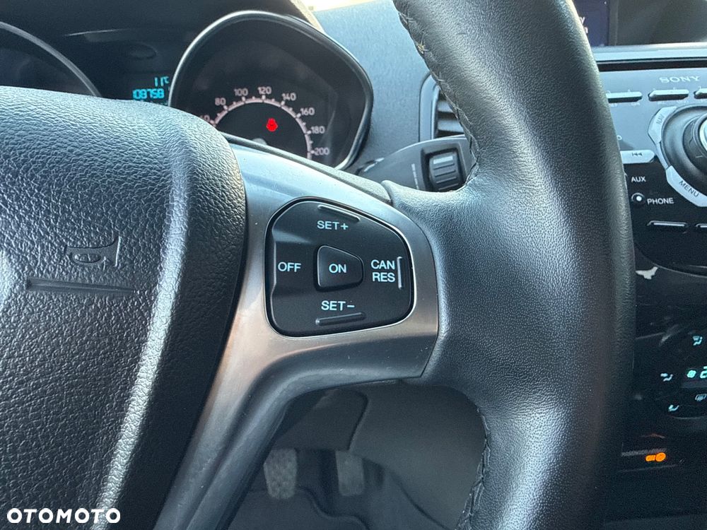 Ford EcoSport 1.0 EcoBoost Titanium ASS - 25