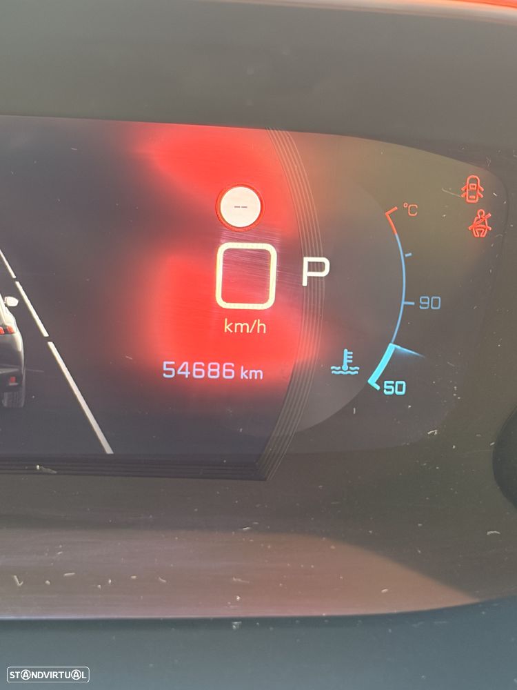 Peugeot 2008 2023 photo 5