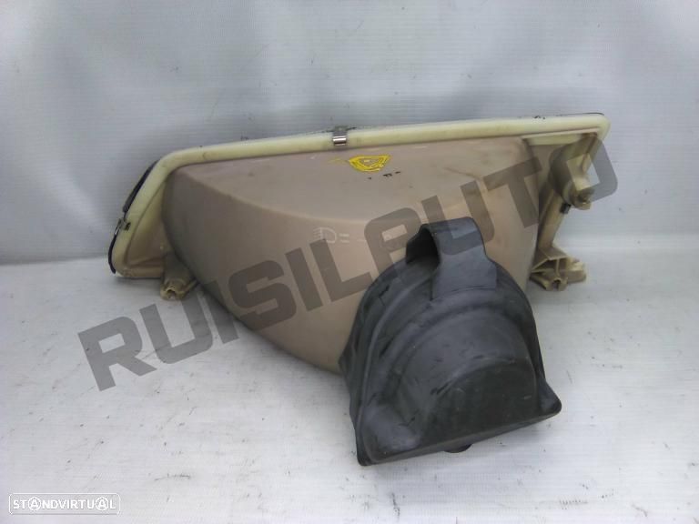 Ótica / Farol Direito  Peugeot 106 I  [1991_1995] 1.1 - 2