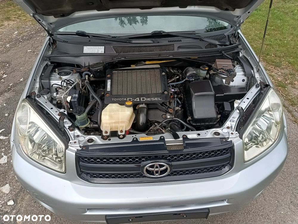 Toyota RAV4 D-4D 4x4 - 15