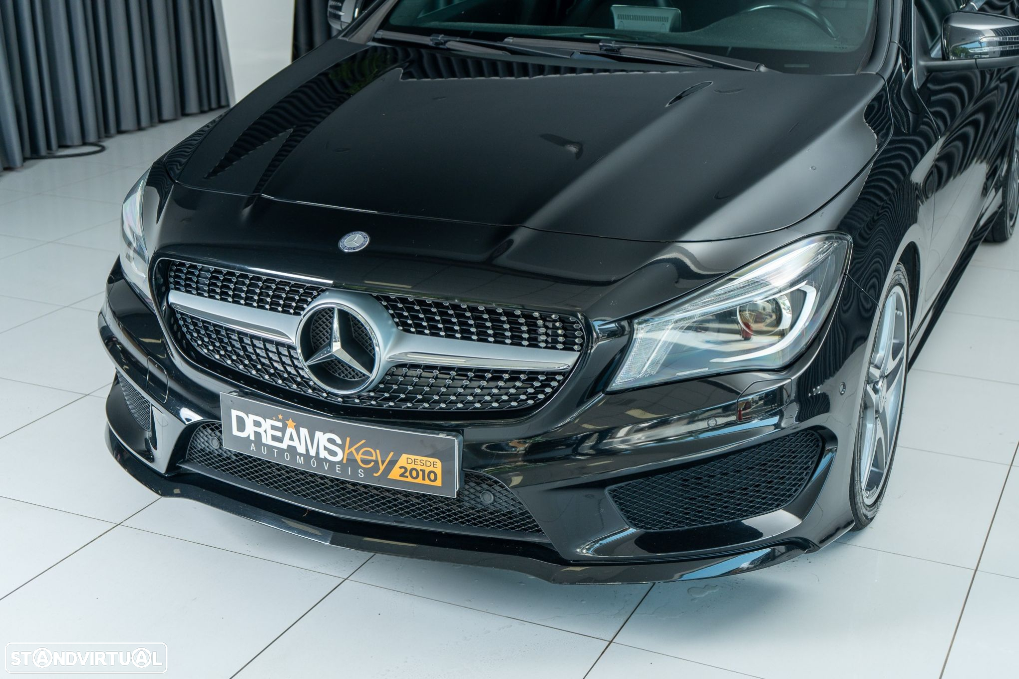 Mercedes-Benz CLA 180 d Shooting Brake AMG Line - 19
