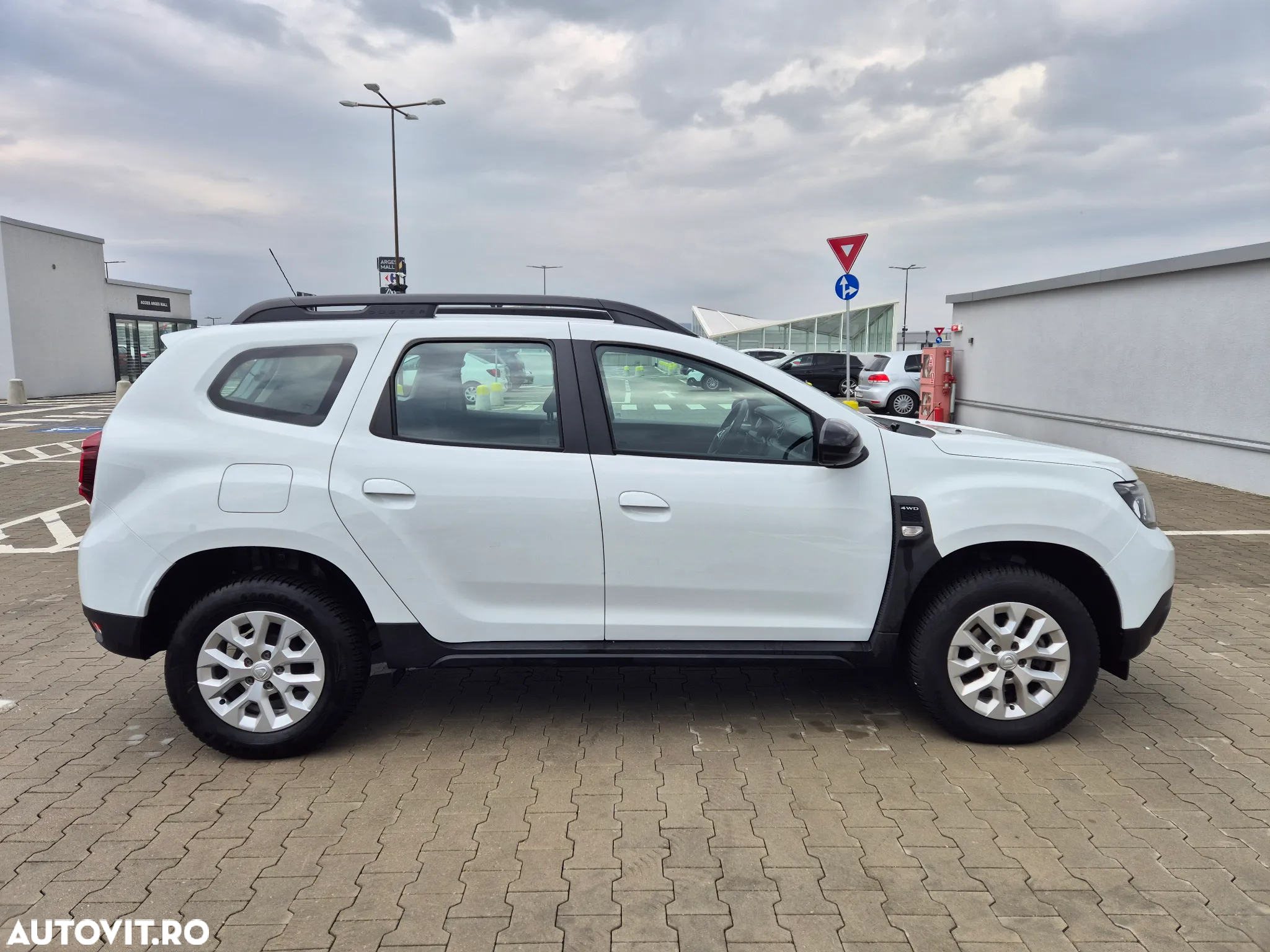 Dacia Duster 1.5 Blue dCi 4WD Comfort - 5