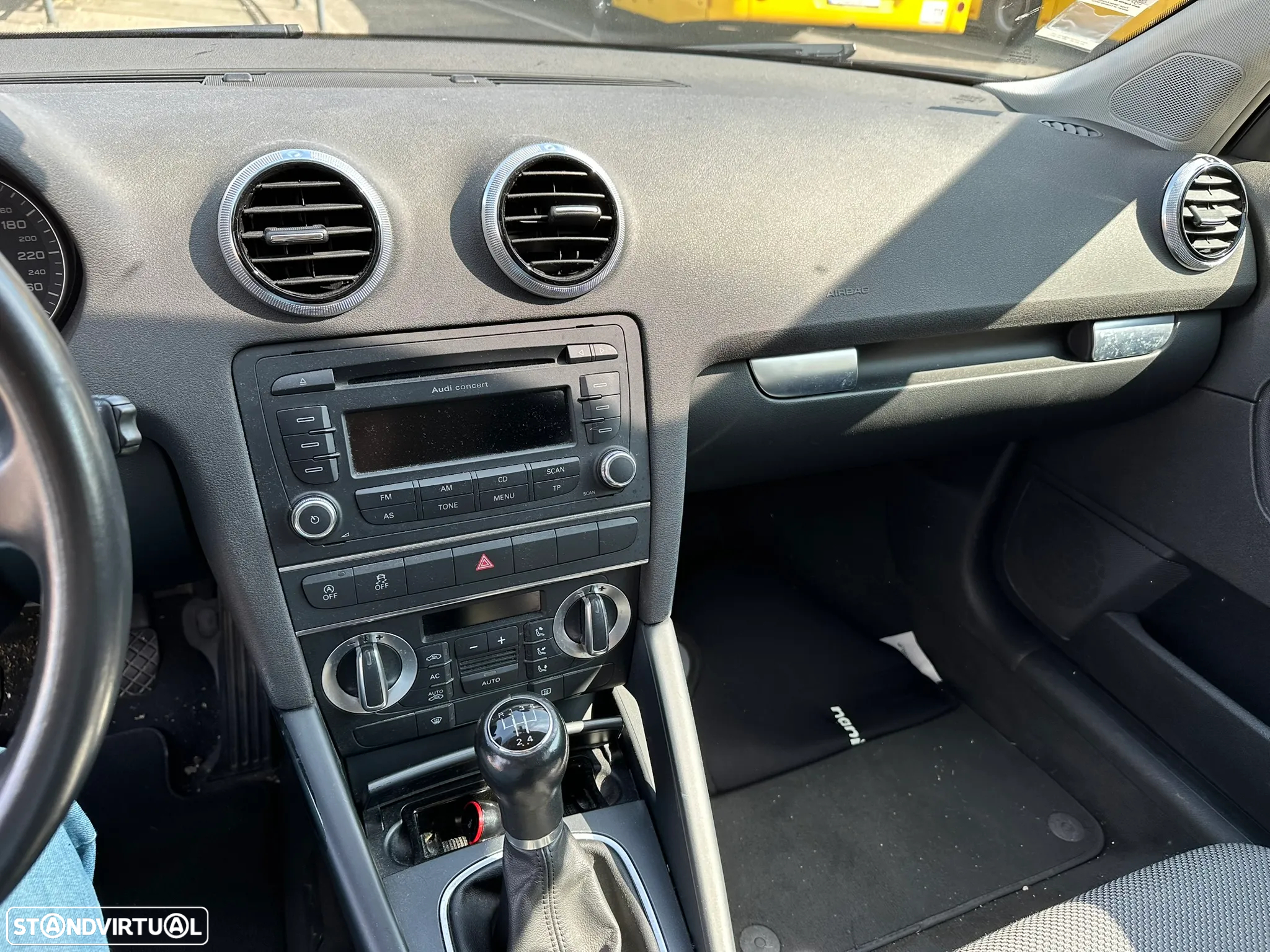 Audi A3 Sportback 1.6 TDI Attraction - 14