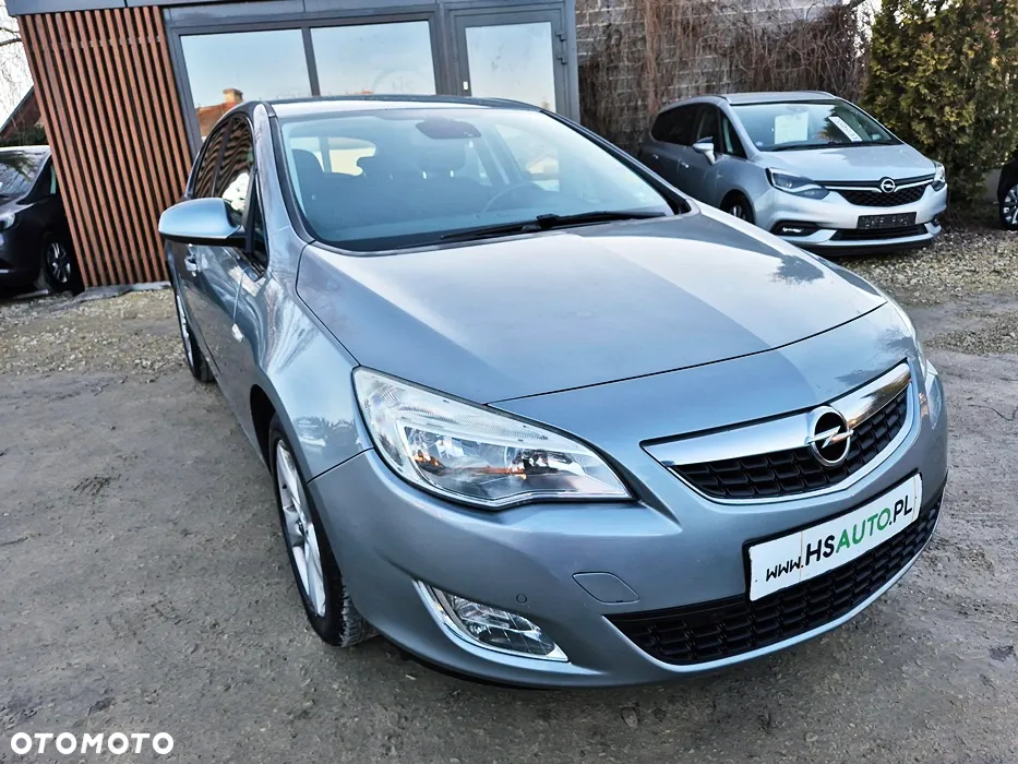 Opel Astra 1.4 Turbo Exklusiv - 6