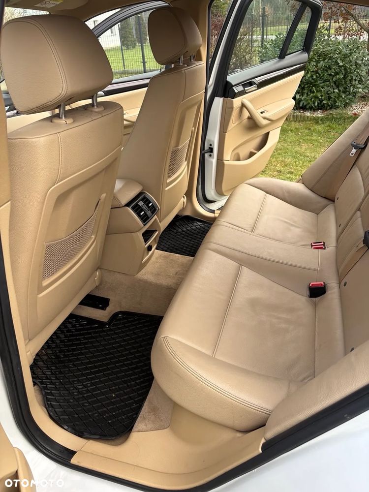 BMW X4 xDrive20i - 10