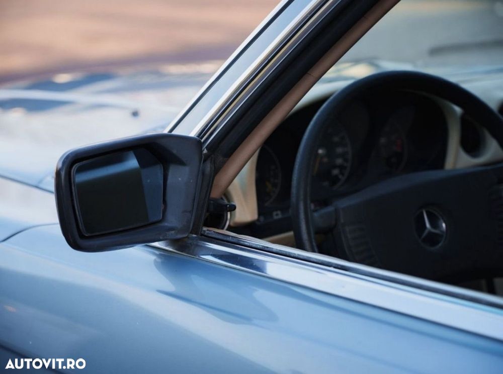 Mercedes-Benz SLC - 13