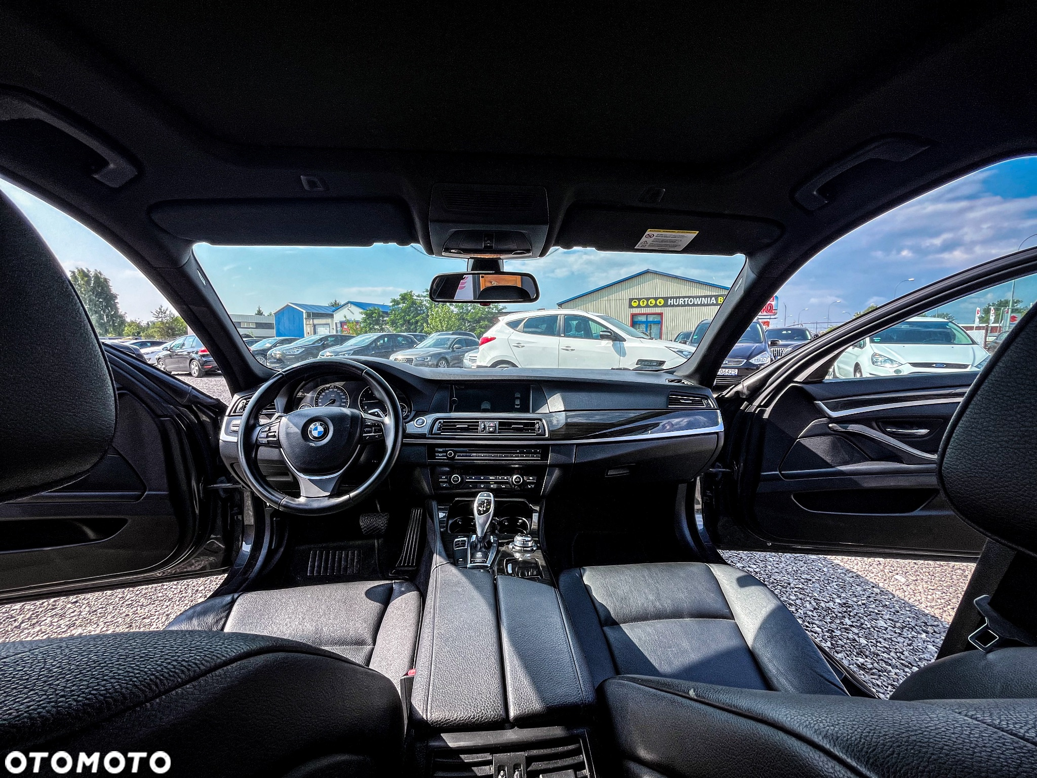 BMW Seria 5 525d Sport-Aut - 27