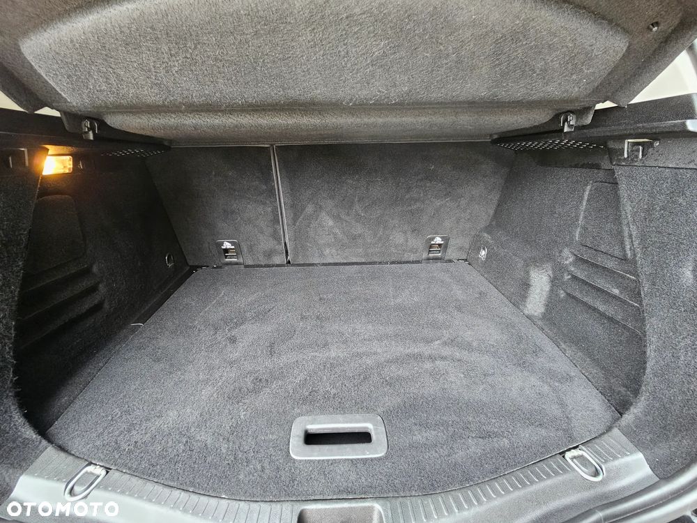 Renault Scenic ENERGY TCe 130 INTENS - 36