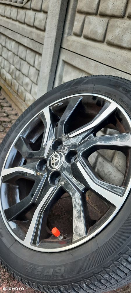 Toyota Yaris Hybrid 100 Selection Passion - 16