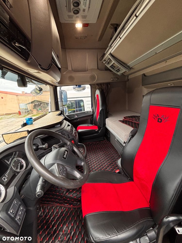 DAF XF106 low deck mega - 9