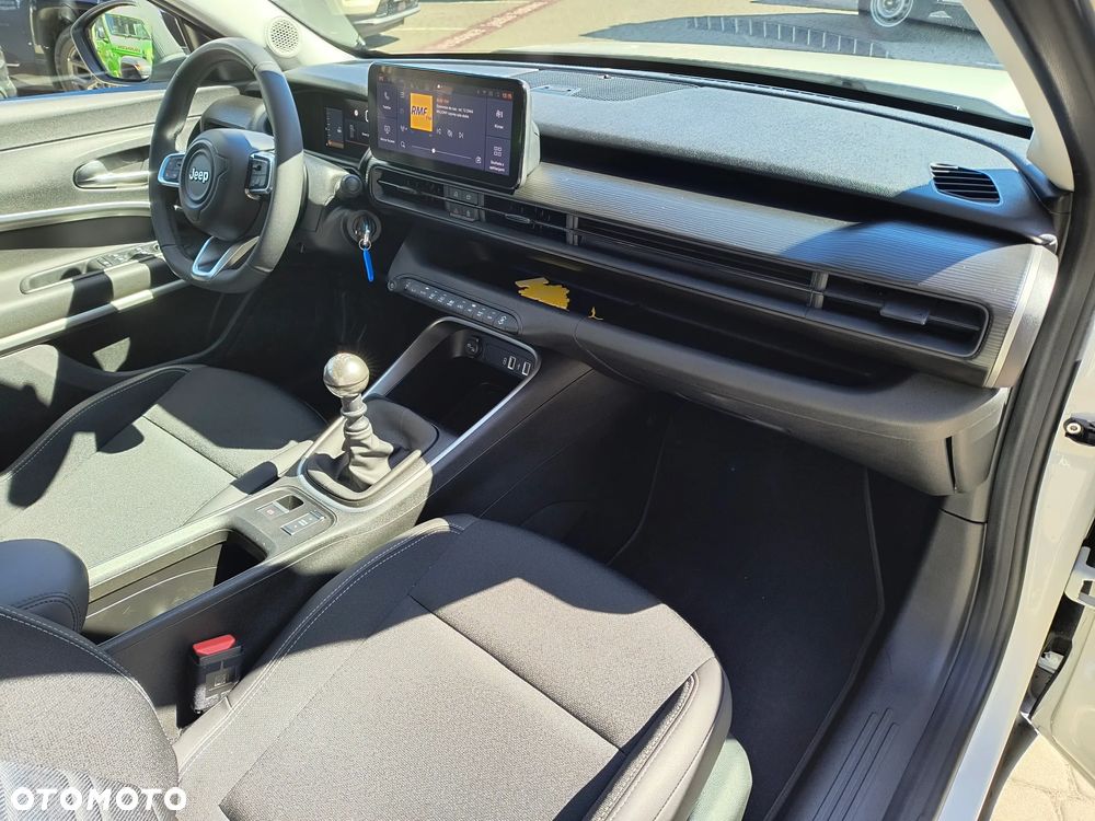 Jeep Avenger 1.2 GSE T3 Altitude FWD - 11