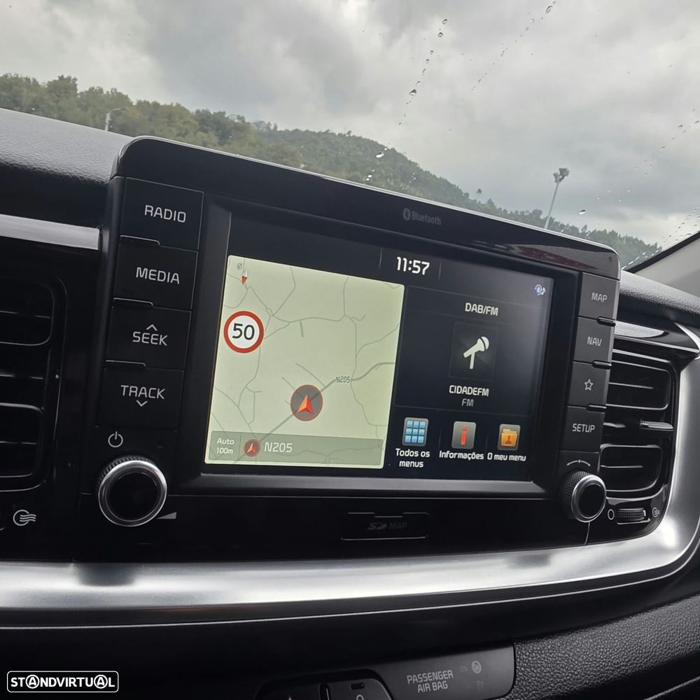 Kia Stonic - 26