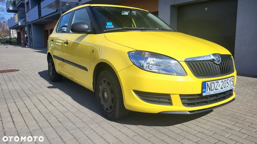 Skoda Fabia 1.2 HTP Active - 2