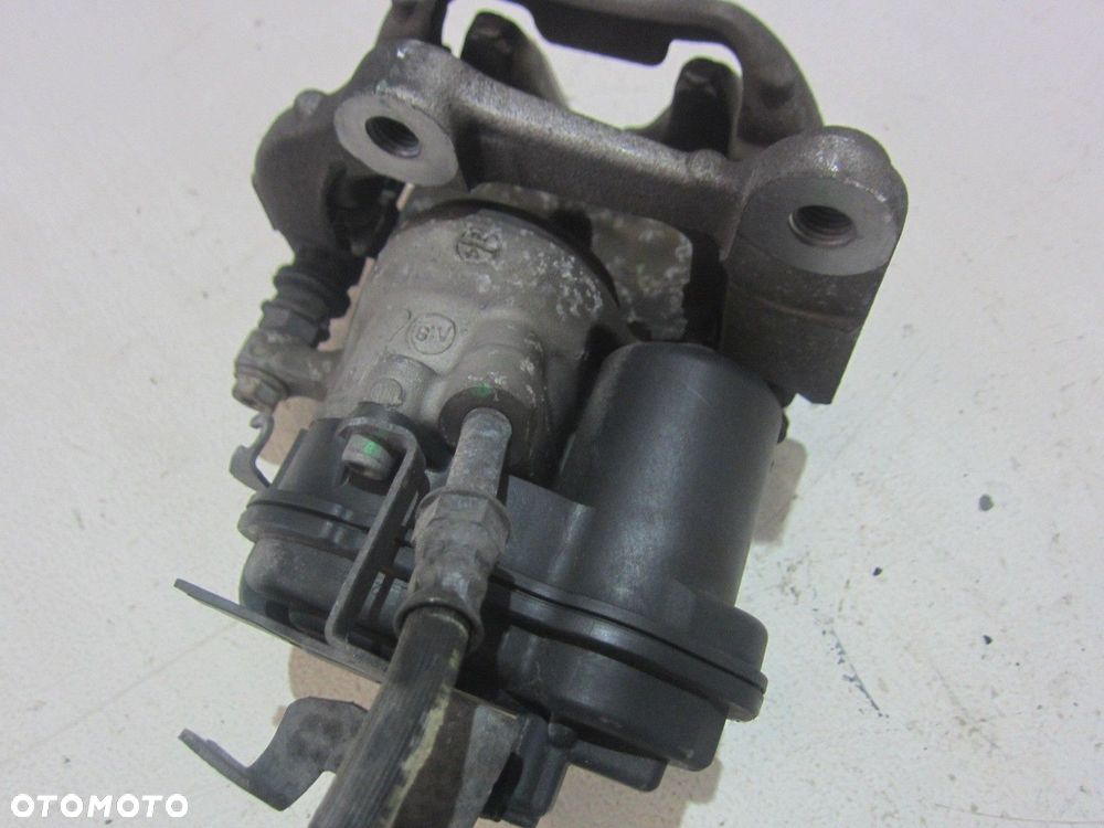 BMW X3 G01 G02 X4 ZACISK HAMULCOWY PRAWY TYLNY TYŁ 34216887386 6887386 - 5