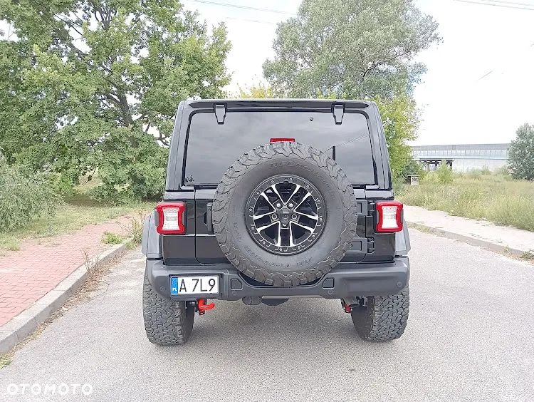 Jeep Wrangler - 5