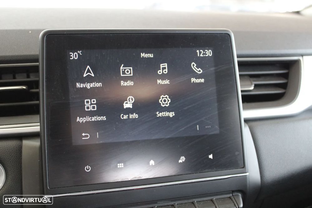 Renault Captur 1.0 TCe Techno Bi-Fuel - 11