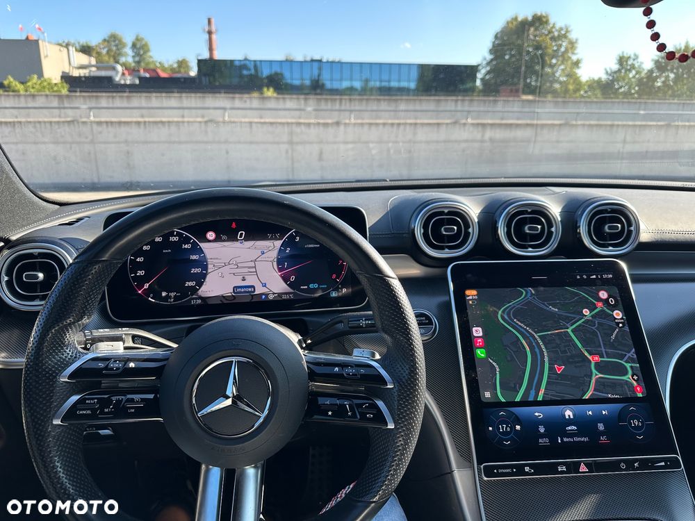 Mercedes-Benz Klasa C 180 9G-TRONIC AMG Line - 19