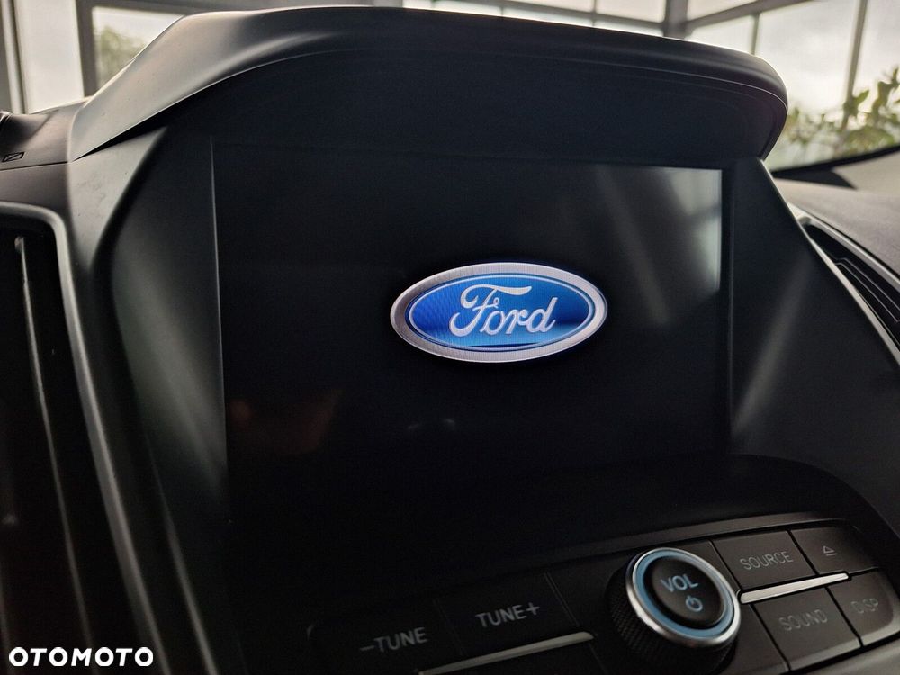 Ford Kuga - 33