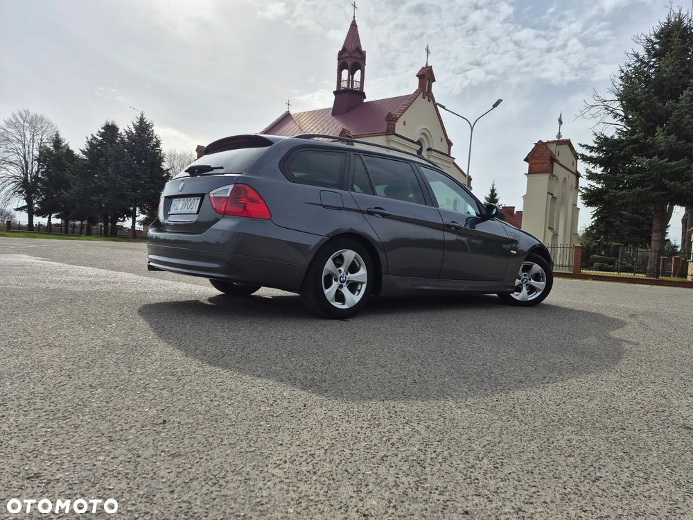 BMW Seria 3 320d - 2