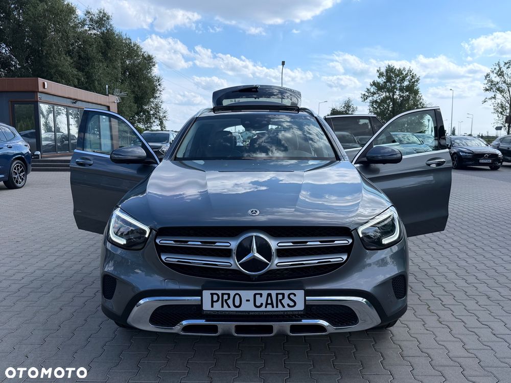 Mercedes-Benz GLC - 13