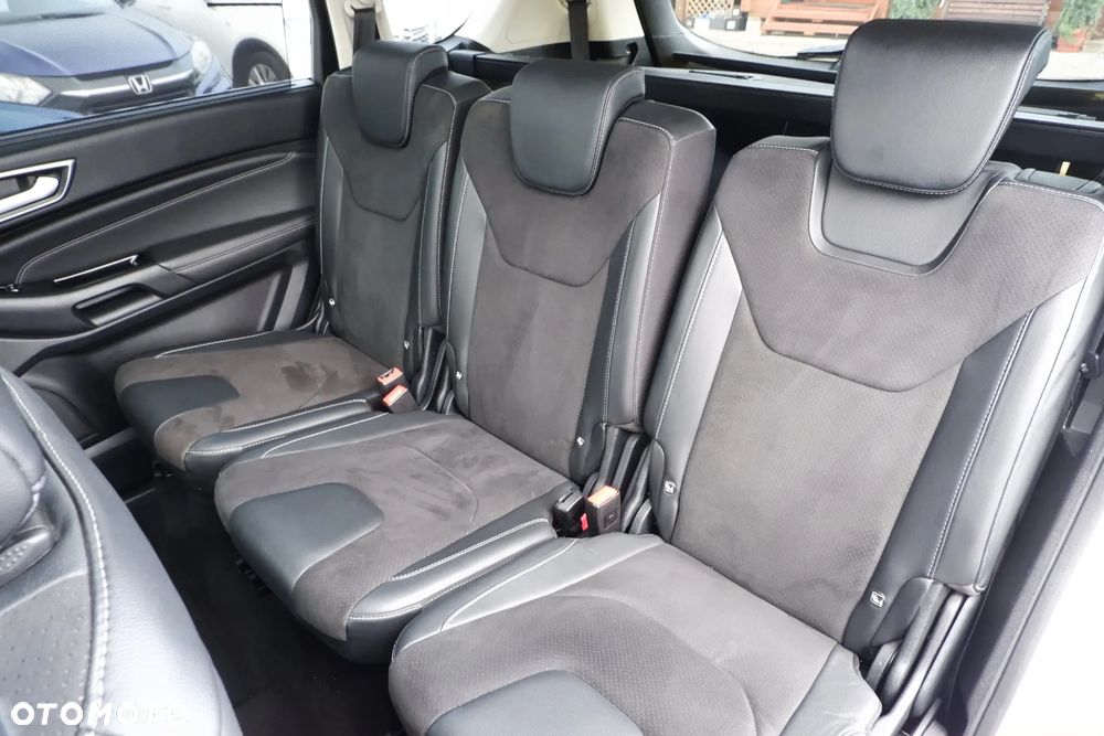 Ford S-Max 2.0 TDCi 4WD Titanium PowerShift - 31