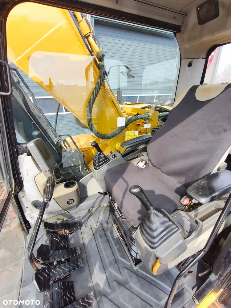 Caterpillar 320DL - 4