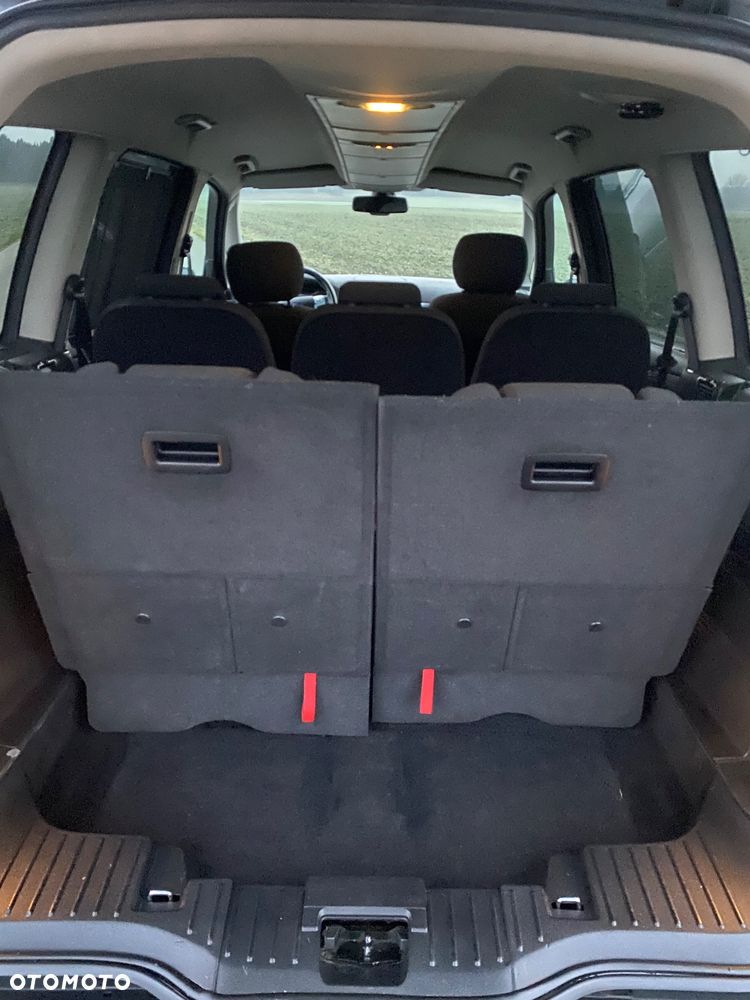 Ford Galaxy 2.0 TDCi Titanium - 11