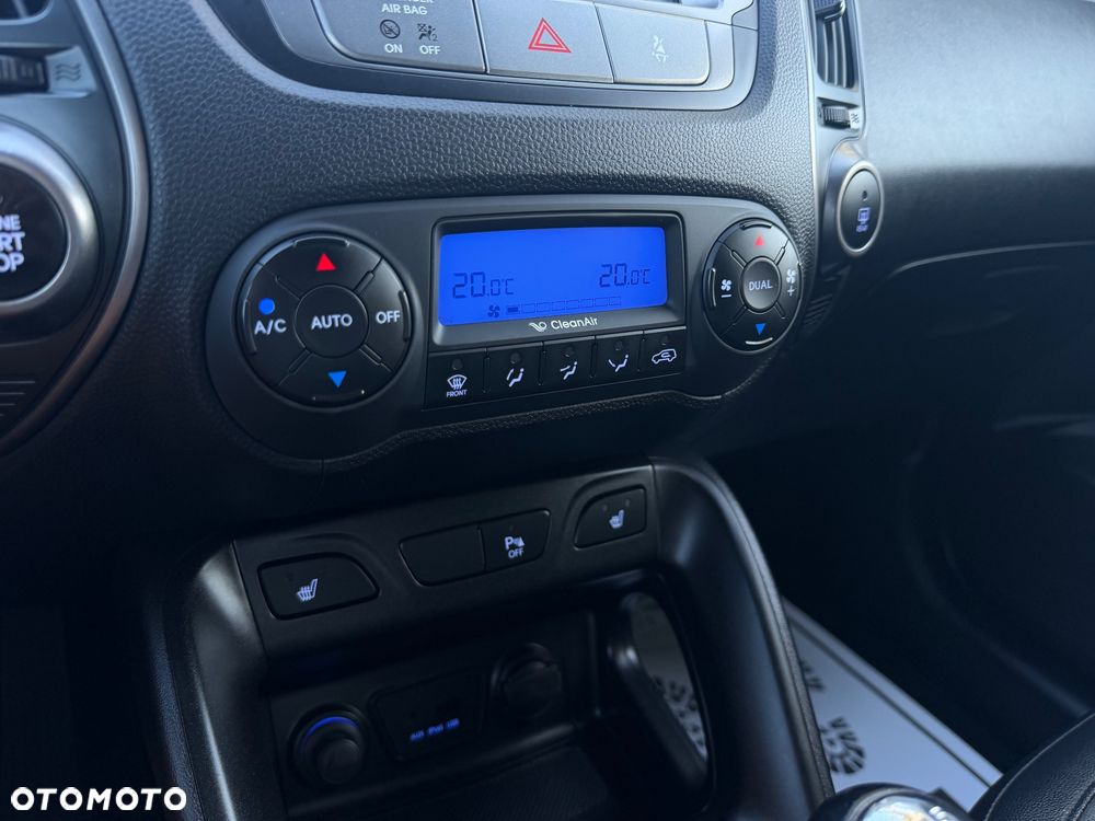 Hyundai ix35 1.6 2WD Fifa World Cup Edition - 15