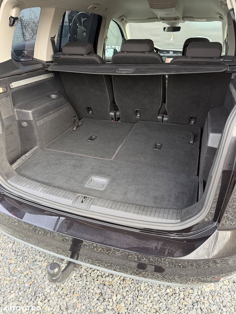 Volkswagen Touran 2.0 TDI Highline - 6