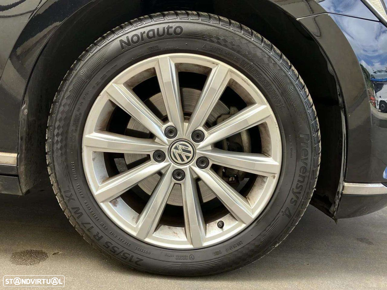 VW Passat - 17