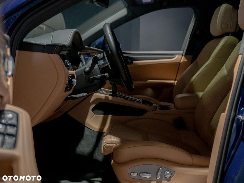 Porsche Macan T - 23