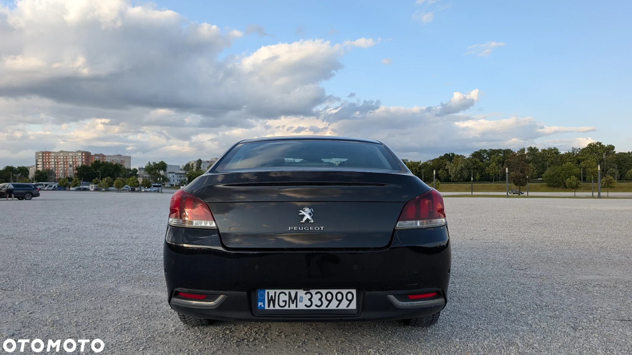 Peugeot 508 RXH 2.0 HDi HYbrid4 - 5