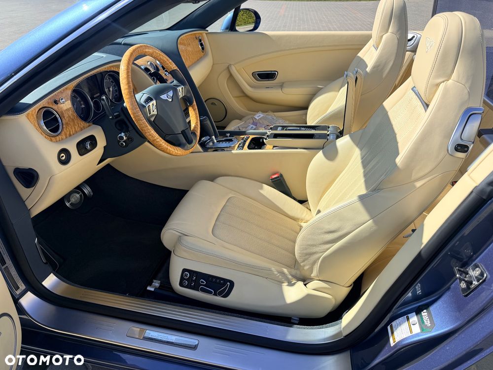 Bentley Continental GT W12 - 14