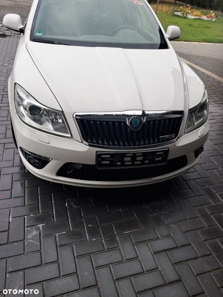 Skoda Octavia 2.0 TDI DPF RS - 2
