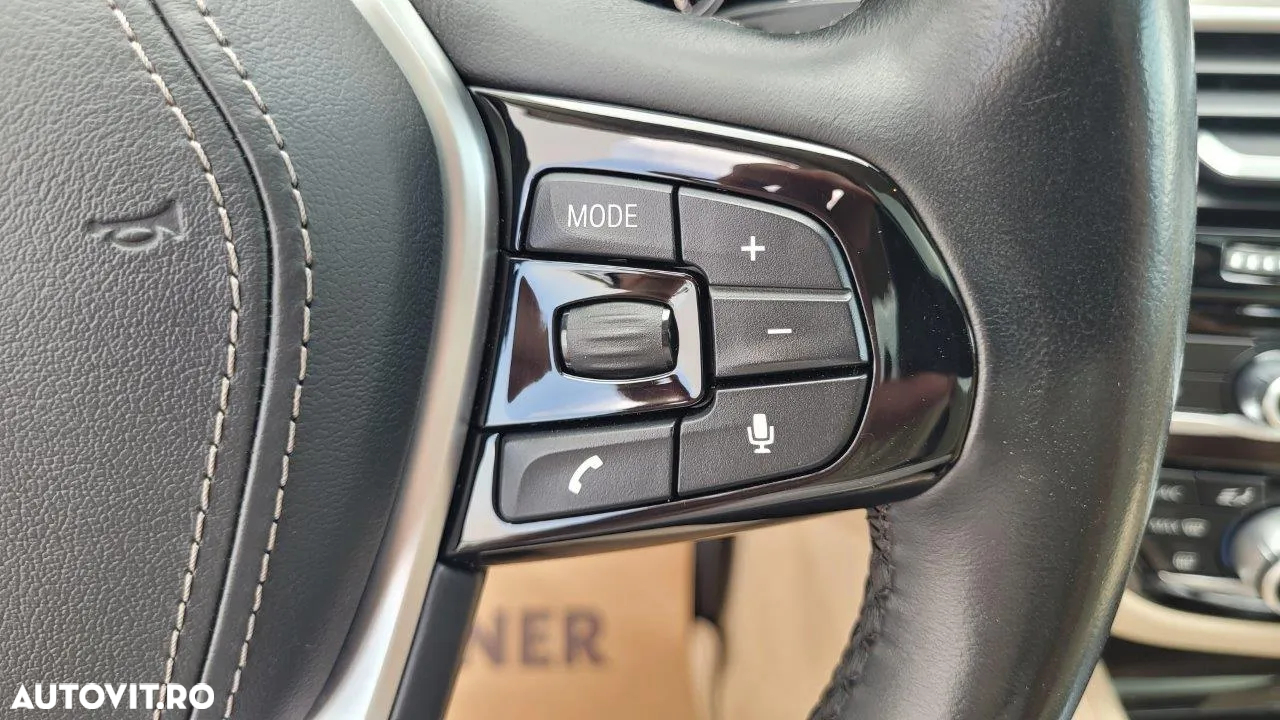 BMW Seria 5 530e iPerformance Aut. - 34