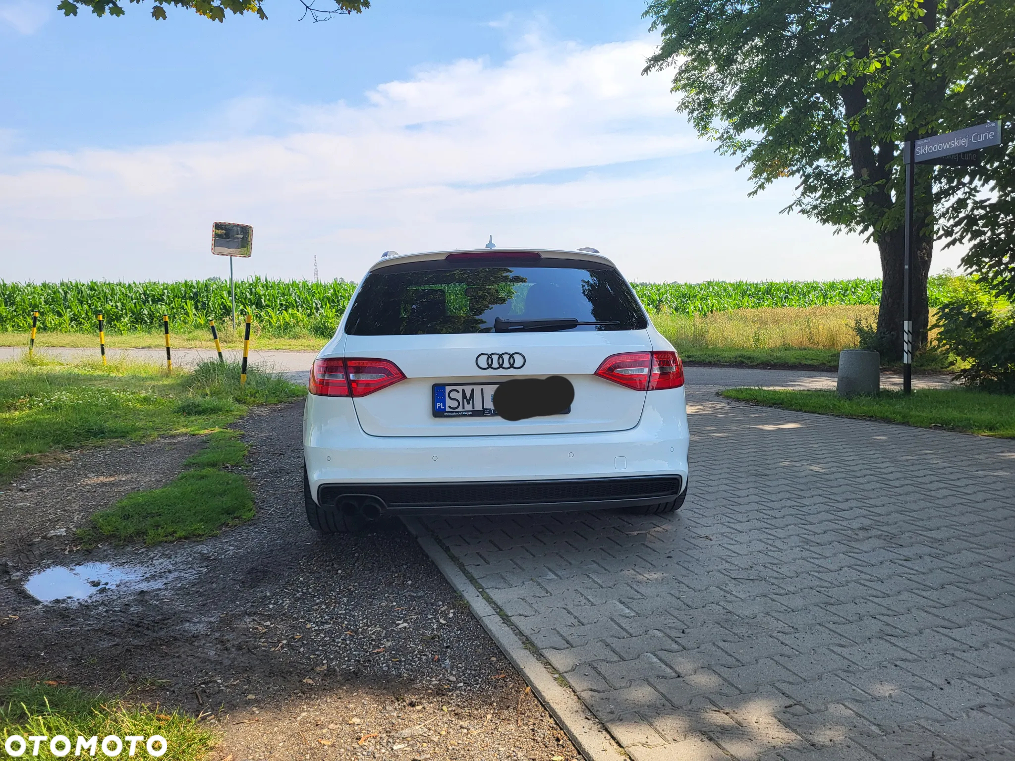 Audi A4 Avant 2.0 TDI DPF quattro S tronic S line Sportpaket - 4