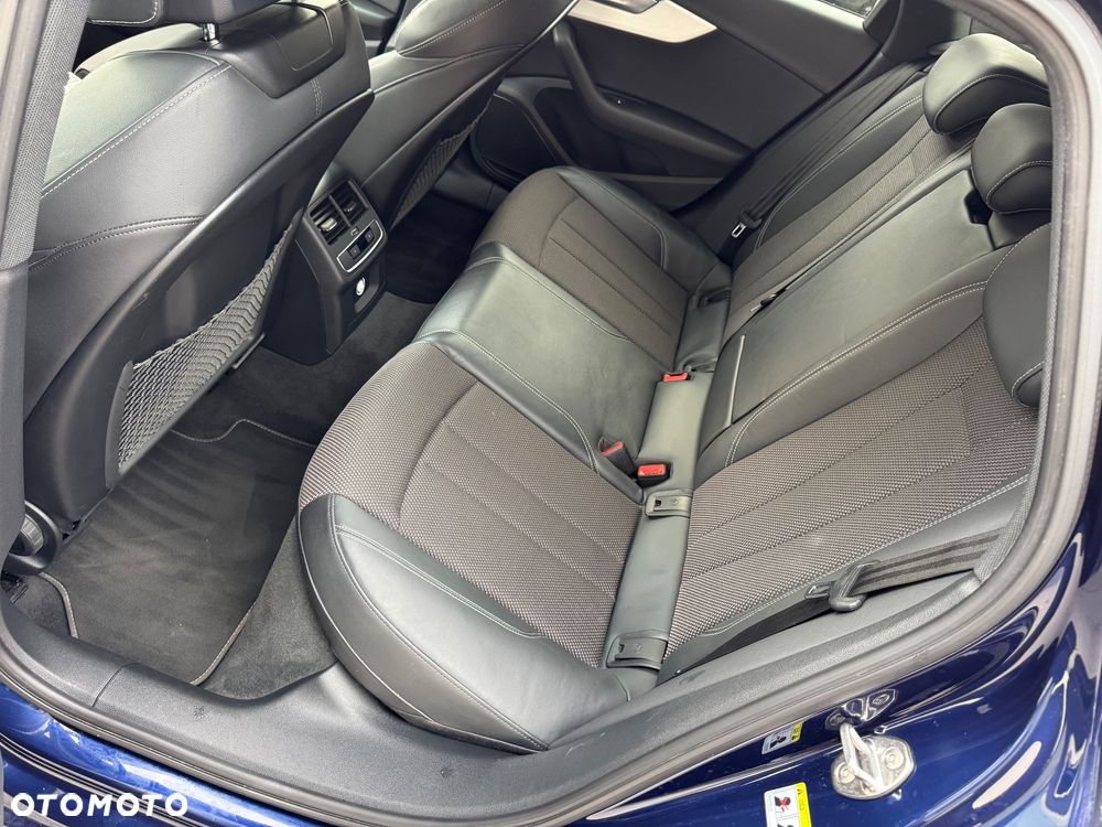 Audi A4 Avant 40 TDI Quattro S Line S tronic - 28