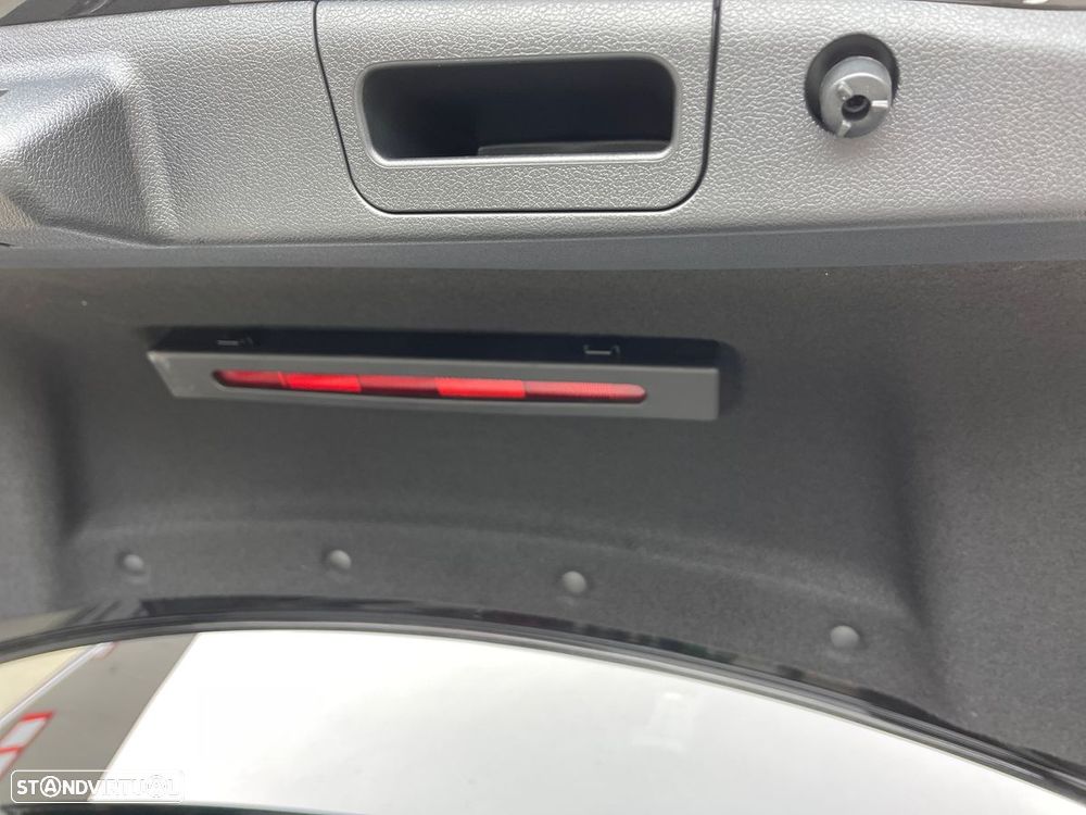 Mercedes-Benz E 220 d - 19