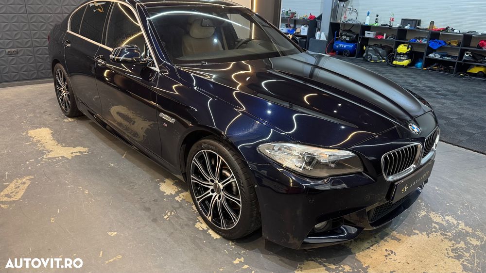 BMW Seria 5 525d xDrive - 7