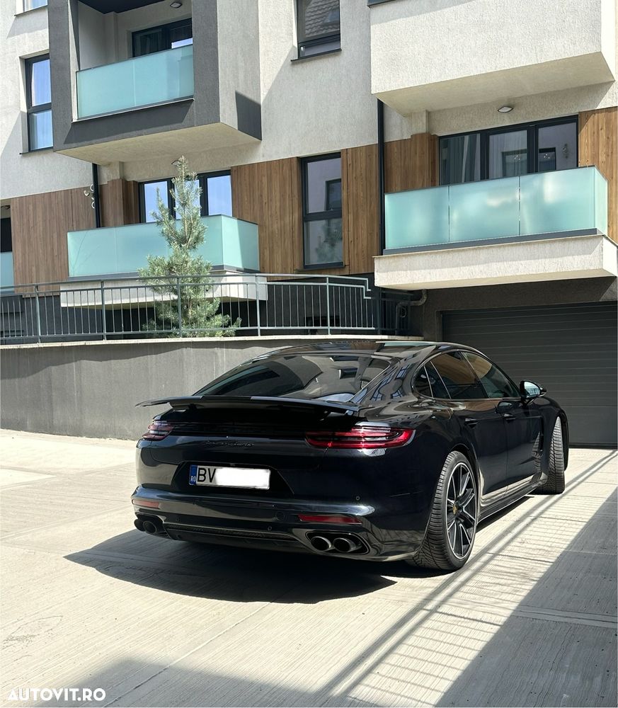 Porsche Panamera Turbo - 13