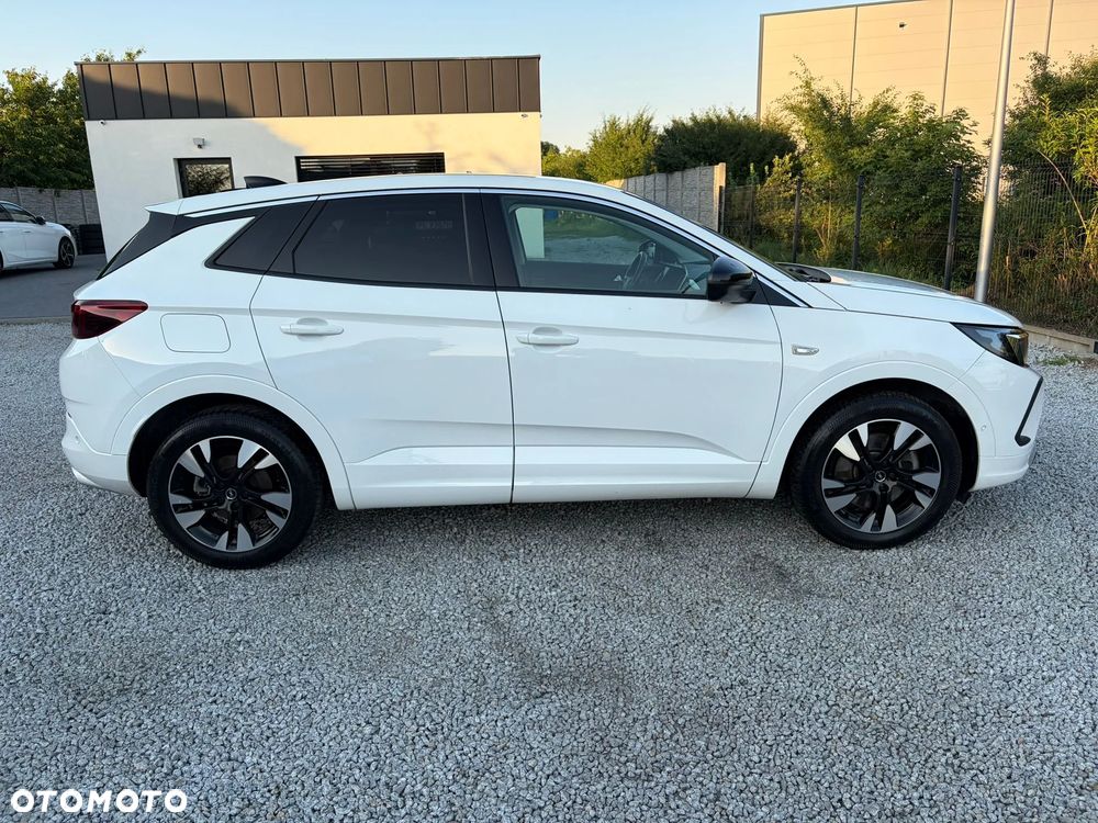 Opel Grandland 1.6 DI Automatik Business Elegance - 15