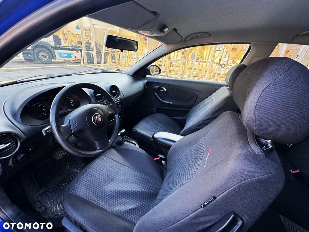 Seat Ibiza 1.4 16V Stylance - 9