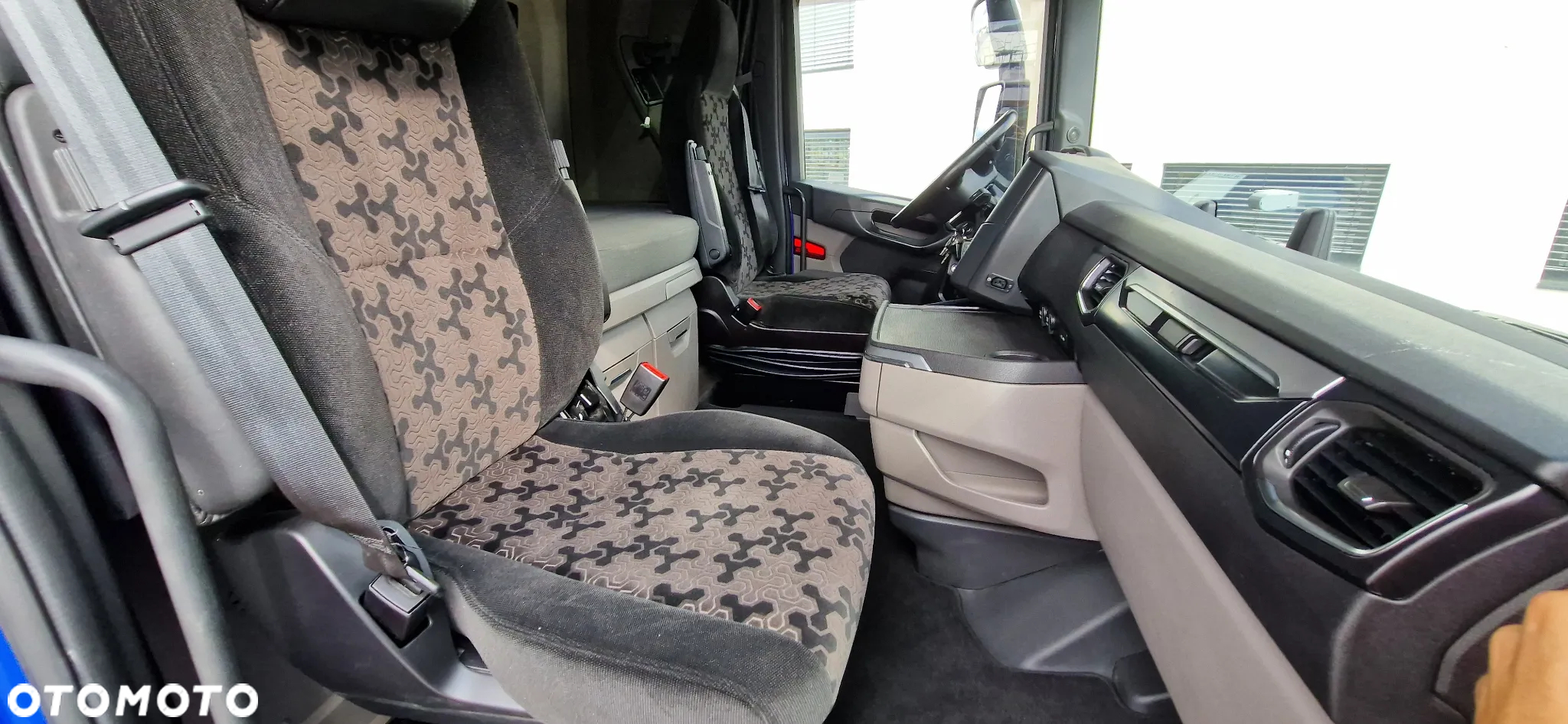 Scania S450 / 2020r/ FULL LEDY/ KLIMA STACJONARNA/ NAVI/ BAKI 1250L - 28
