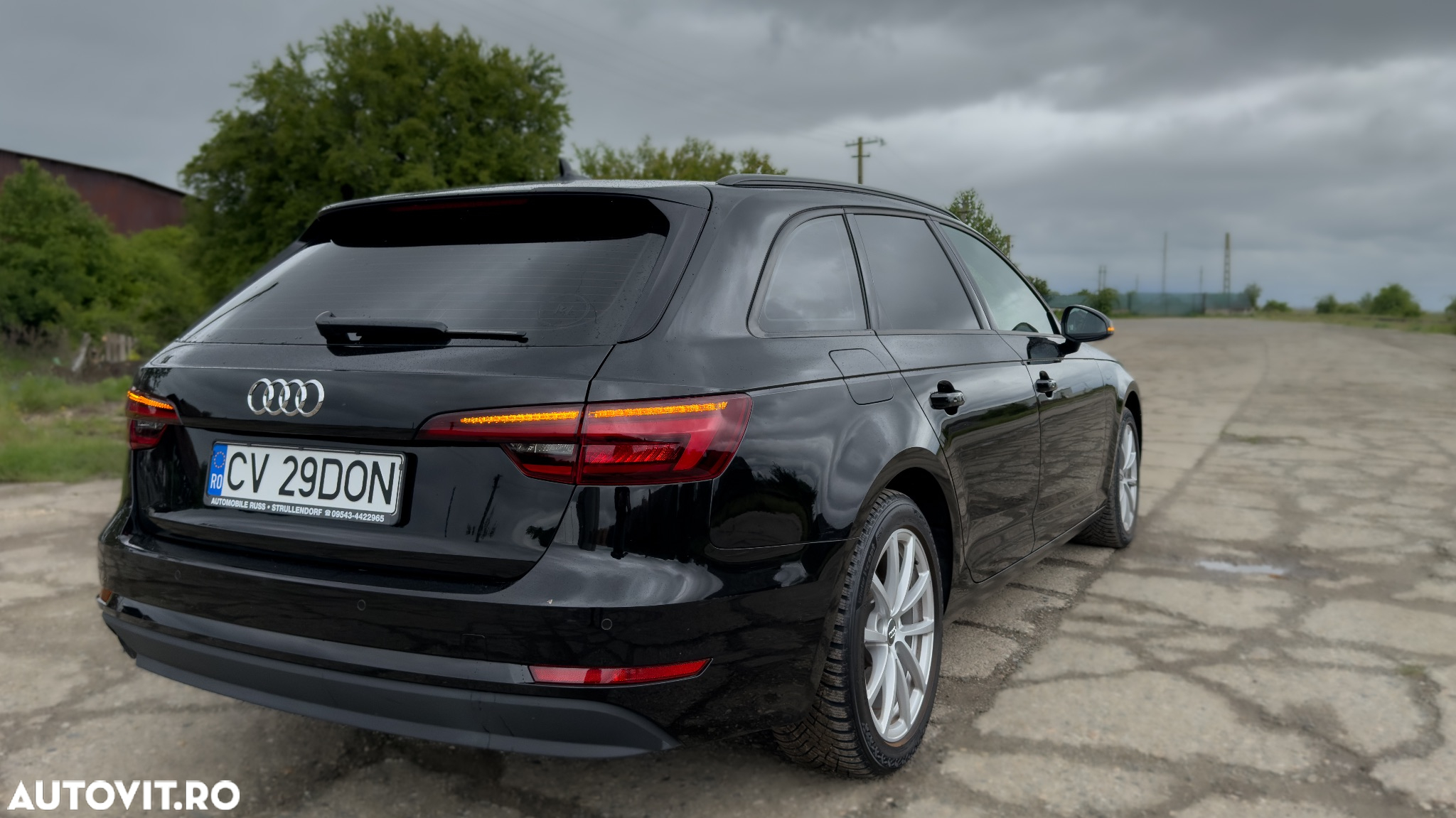 Audi A4 Avant 2.0 TDI S tronic - 5