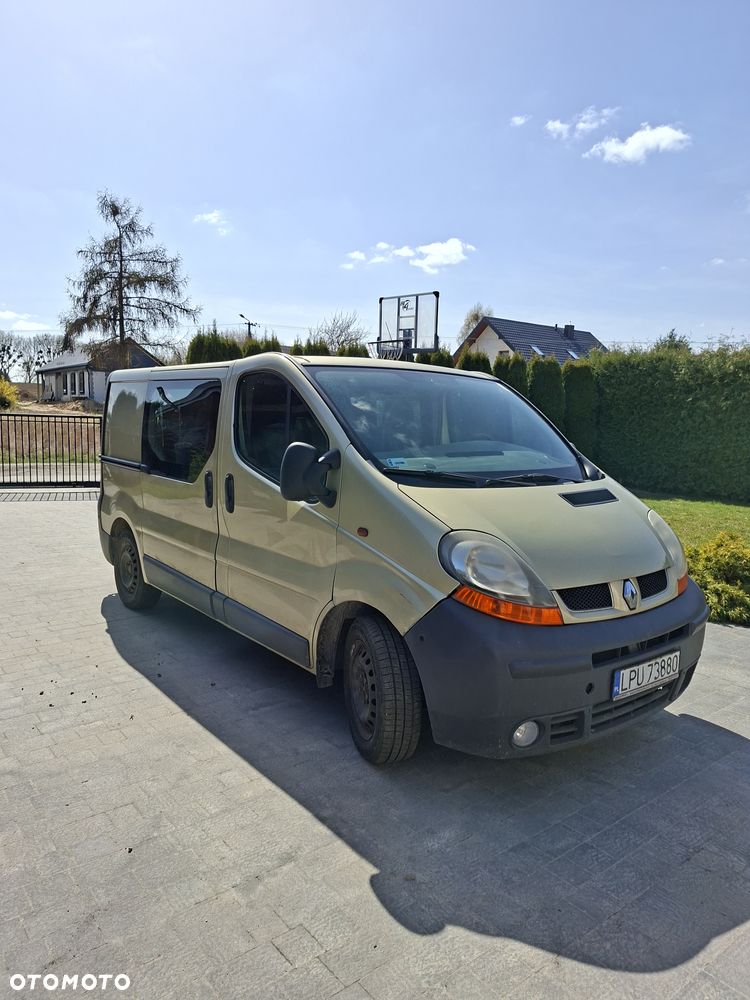 Renault Trafic 2.5 dCi Passenger Authentique - 2