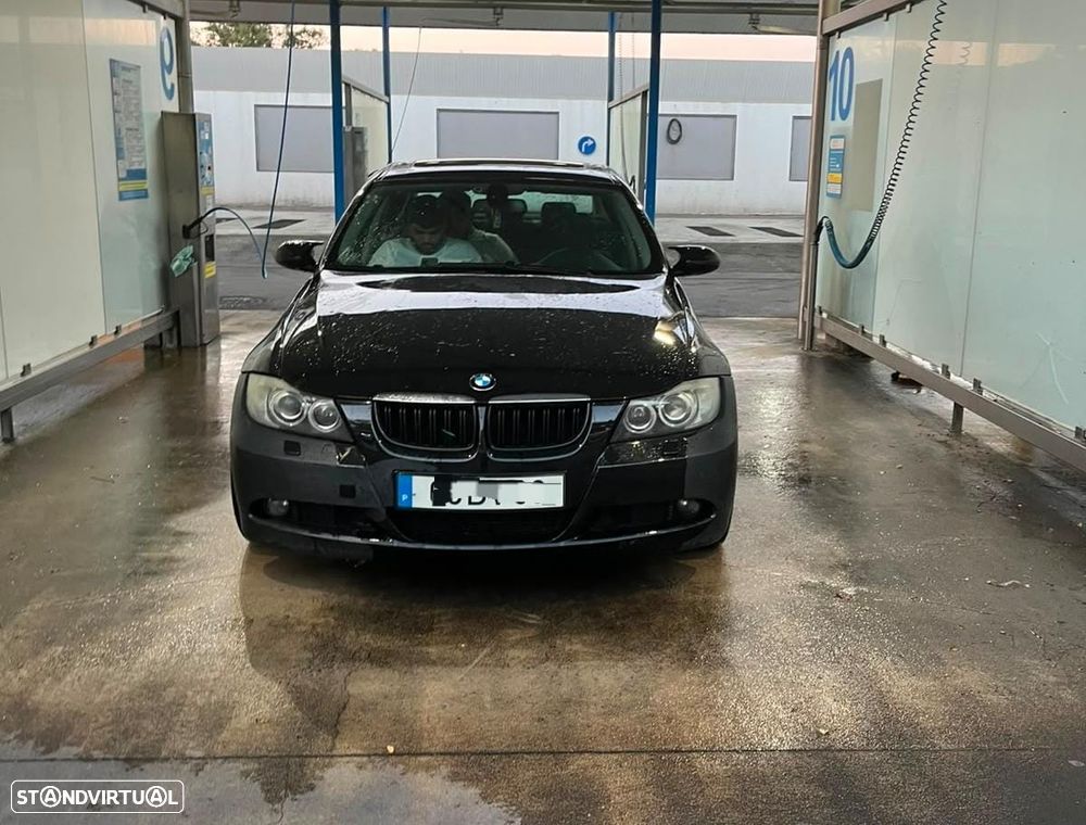BMW 320 d - 4
