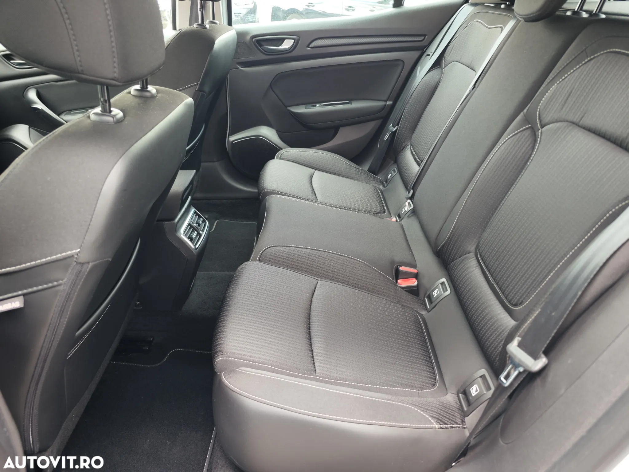 Renault Megane Blue dCi 116 Life - 15