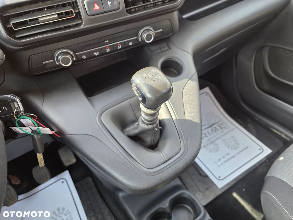 Toyota Proace City Verso 1.5 D-4D Business - 22