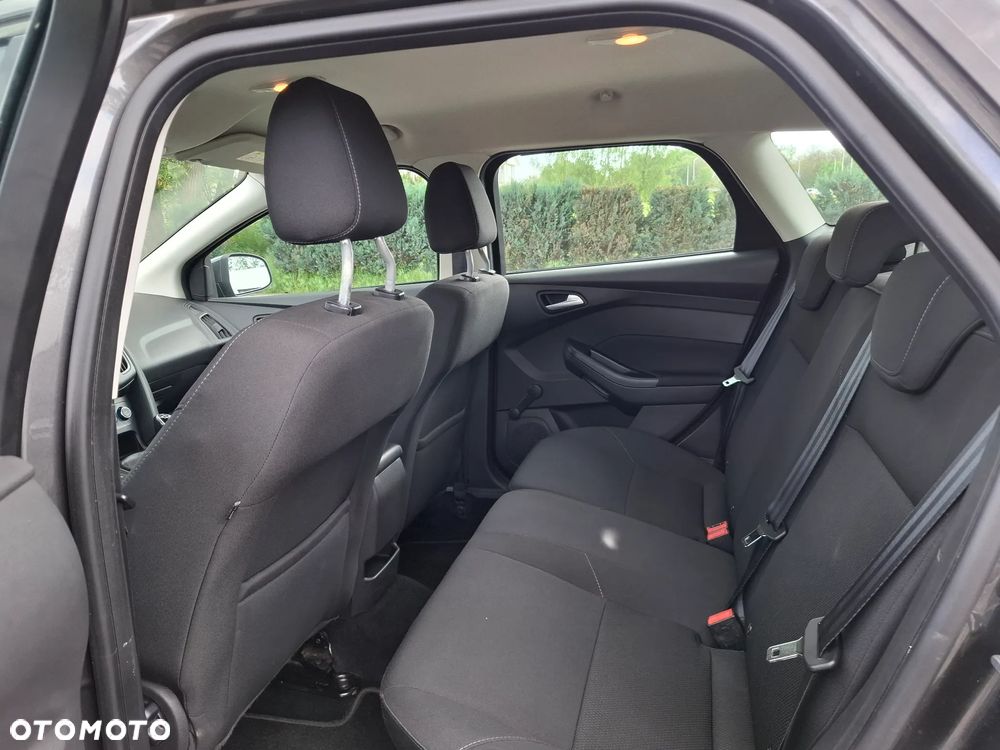 Ford Focus - 22